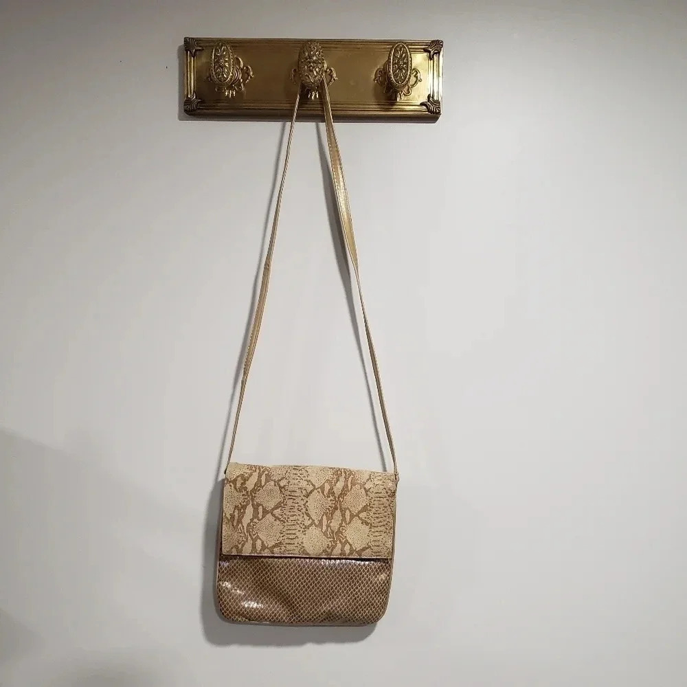 VTG J.Renee Iridescent/Snakeskin Print Shoulder Bag.
